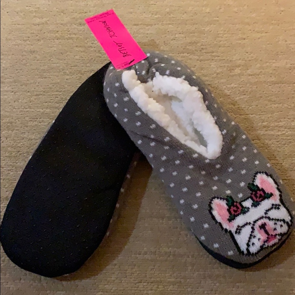 NWT BETSEY JOHNSON FAUX SHERPA SLIPPER SOCKS